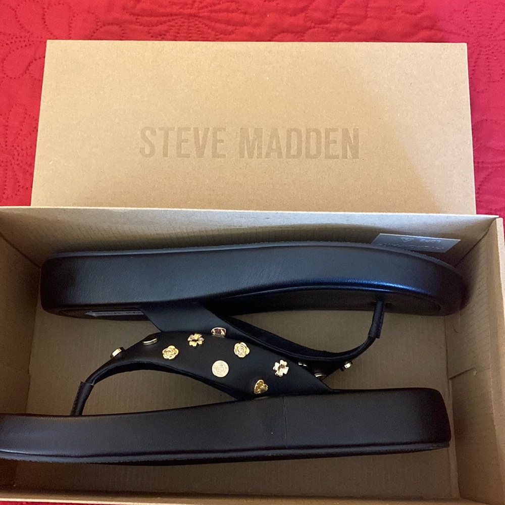Steve Madden sandals